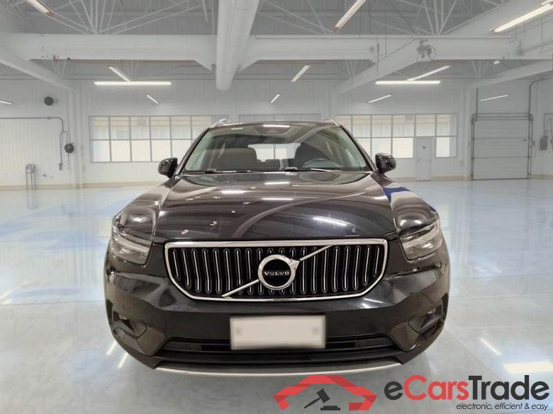 VOLVO XC40 / 2017 / 5P / SUV T5 PLUG-IN HYBRID RECH INSCRIP EXPR MY21 #6