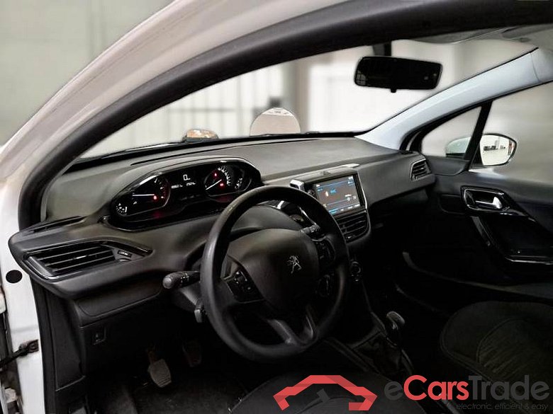 PEUGEOT 208 / 2015 / 5P / BERLINA VAN ACTIVE BLUEHDI 75CV #3