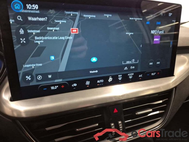 FORD Focus Wagon 1.0 EcoB Hybrid Titanium X AUT #6