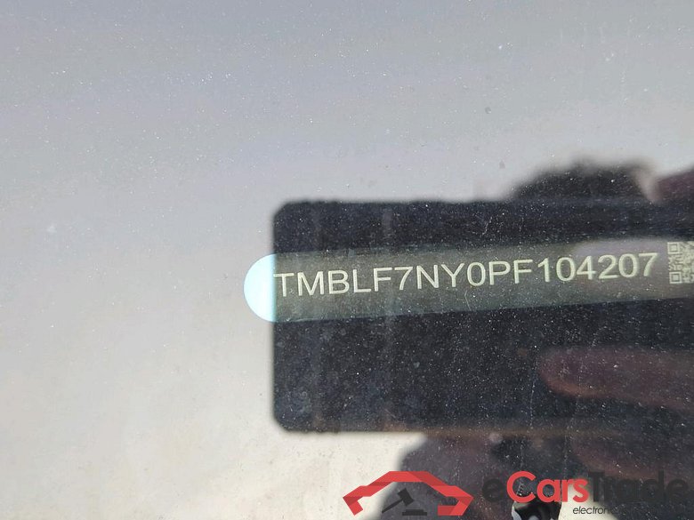 SKODA Enyaq iV 220 kW #3