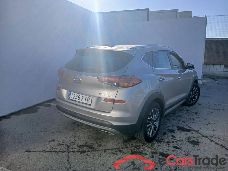 HYUNDAI Tucson / 2018 / 5P / todoterreno 1.6 CRDi 85kW (116CV) Tecno 4x2 #2