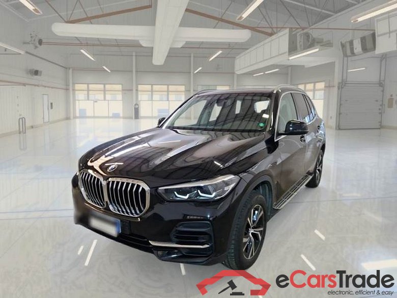 BMW X5 / 2018 / 5P / SUV XDRIVE 25D BUSINESS AUTOM. #1