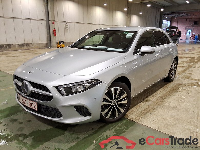 MERCEDES-BENZ A-CLASS LIMOUSINE 1.3 A 250 E BUSINESS SOLUTION DCT