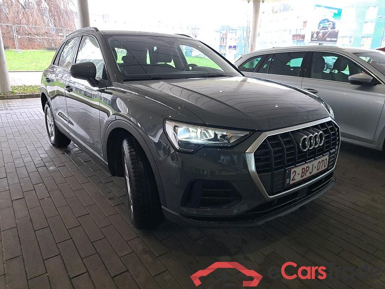AUDI Q3 1.4 45 TFSI E S TRONIC #2