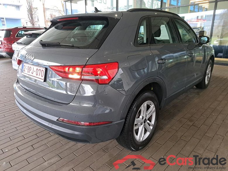 AUDI Q3 1.4 45 TFSI E S TRONIC #4