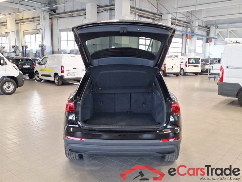 AUDI Q3 / 2018 / 5P / SUV 35 TDI QUATTRO S TRONIC BUSINESS #5