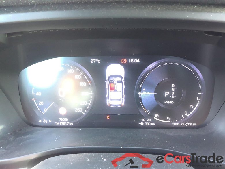 VOLVO XC40 todoterreno 1.5 T4 Recharge PHEV Plus Dark Auto 210 CV 10 kWh #4