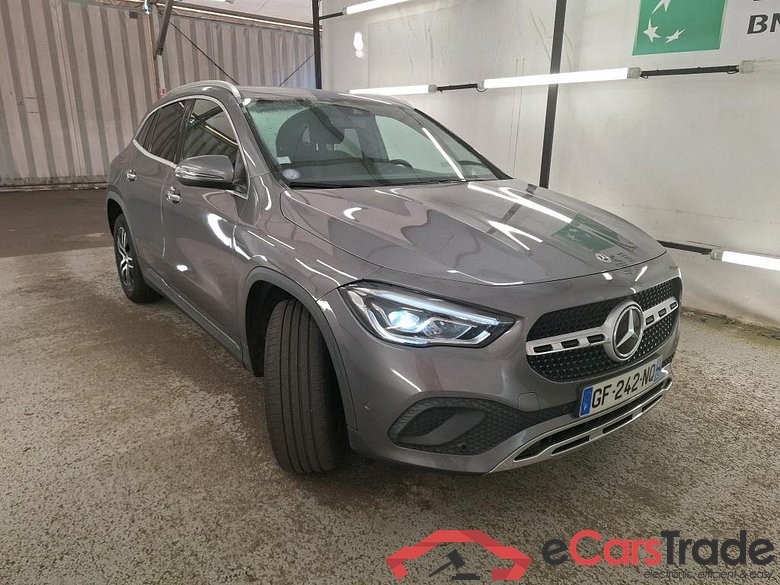 Mercedes GLA 250e Aut. LED-Xenon Widescreen Ambient Navi 1/2 Sport-Leather KeylessGo Camera Klima PDC ... #2
