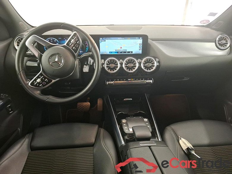 Mercedes GLA 250e Aut. LED-Xenon Widescreen Ambient Navi 1/2 Sport-Leather KeylessGo Camera Klima PDC ... #6