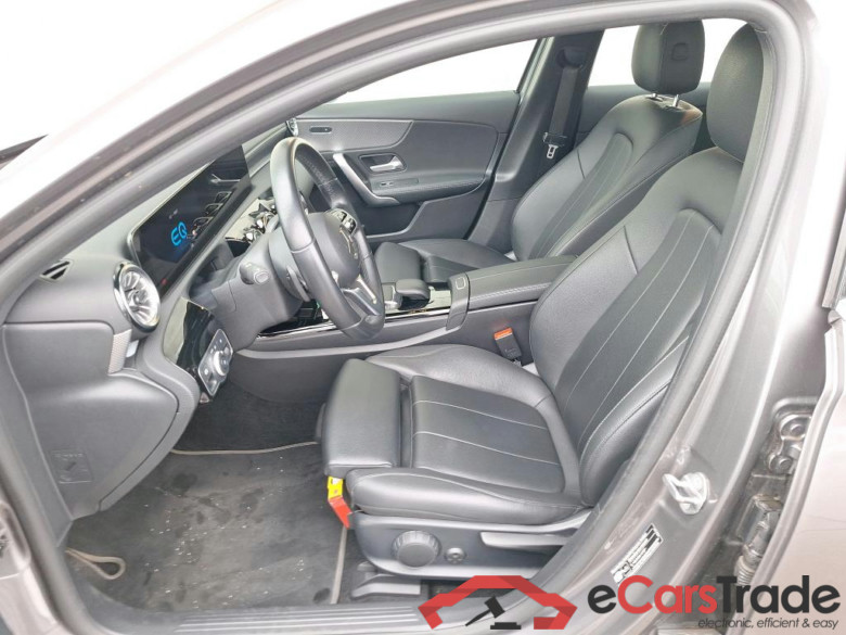 Mercedes A 250e Plug-In Hybrid Aut. LED-Xenon Widescreen Ambient Navi Sport-Leather KeylessGo Camera Klima PDC ... #5