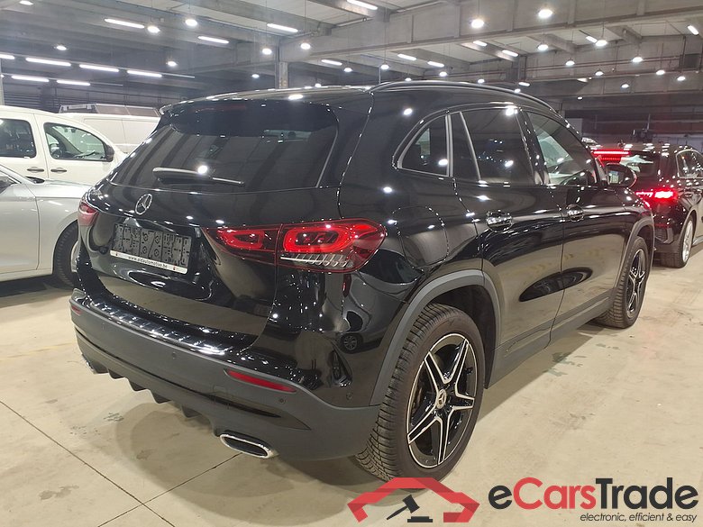 MERCEDES-BENZ GLA 1.3 GLA 250 E DCT AMG LINE #4