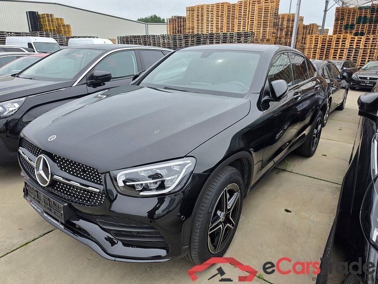Mercedes-Benz GLC 300de Coupe Plug-In Hybrid AMG Night 4MATIC Aut. Pano LED Widescreen Navi-Pro 1/2 Sport-Leather-Alcantara KeylessGo Camera Klima PDC ... #1
