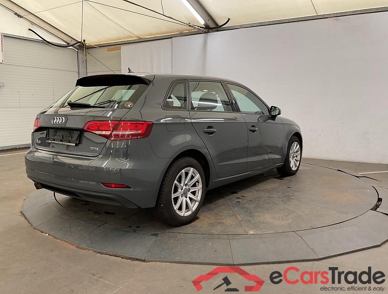 AUDI A3 Sportback Audi A3 Sportback  1.0 TFSI  85(116) kW(ch) 6 vitesses #2