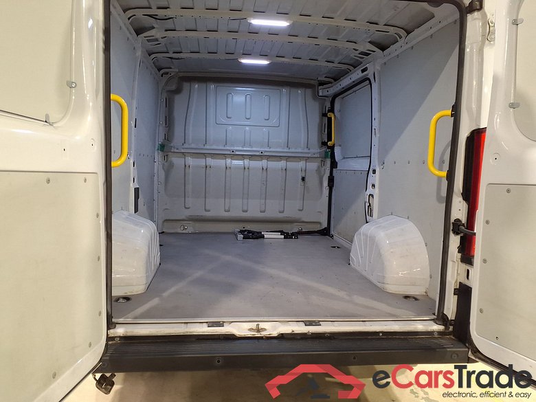 CITROAu2039N JUMPER 2.2 BLUEHDI 120 S-S 33 L1H1 DRIVER #3