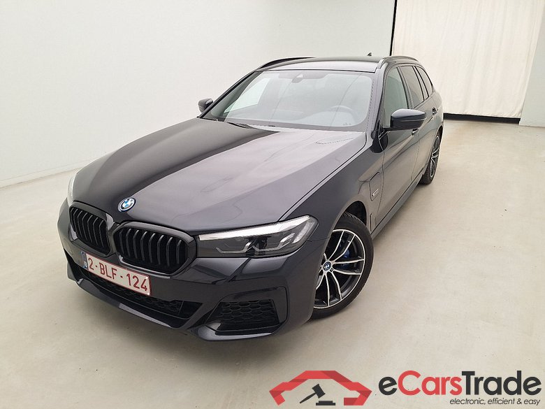 BMW, 5-ser To FL'20 PHEV, BMW 5 Reeks Touring 520e 150kW 5d #2