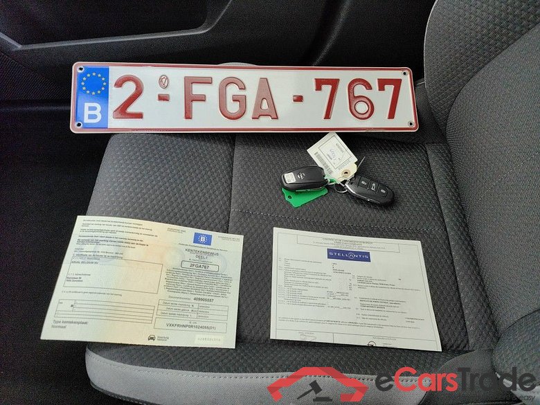 Opel Astra Sports Tourer 1.2 Turbo 81kW S/S Edition 5d #4