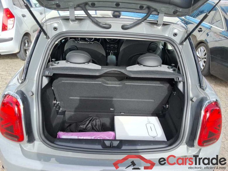 MINI Mini 3-trg. (F56)(2013->) DE - LimS3 SE, Cooper SE Classic Trim, (Facelift 2) 2021 - 2023 #6