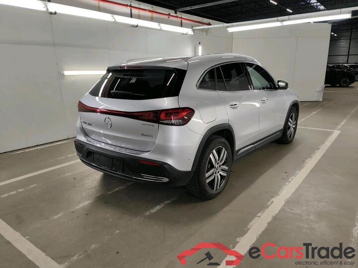 Mercedes EQA EQA EQA 300 4MATIC Luxury Line 168kW/228pk  5D/P Auto-1 - WLTP onvolledig #4