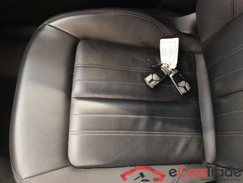 AUDI Q5 - 2021 50 TFSIe 265hp Quattro PHEV S line S tronic 5d #4