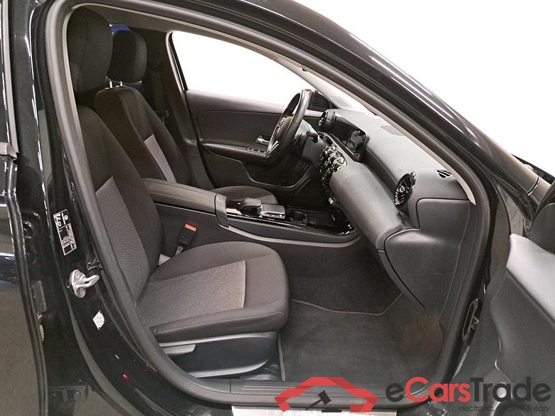 MERCEDES - MER A BERLINE 180 136PK 7G-DCT Business Solution Essential & Smartphone integration  * PETROL * #3