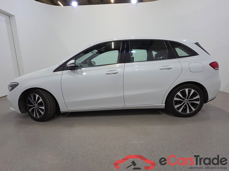 Mercedes B 180d Aut. LED-Xenon Widescreen Navi 1/2 Sport-Leather KeylessGo Camera Klima PDC ... #2