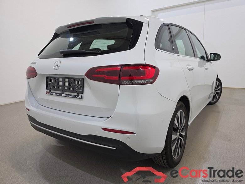 Mercedes B 180d Aut. LED-Xenon Widescreen Navi 1/2 Sport-Leather KeylessGo Camera Klima PDC ... #4