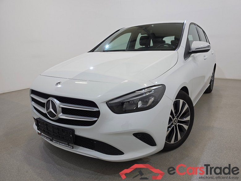 Mercedes B 180d Aut. LED-Xenon Widescreen Navi 1/2 Sport-Leather KeylessGo Camera Klima PDC ...