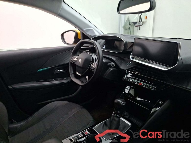 PEUGEOT 208 1.2 PT Allure Pack #3