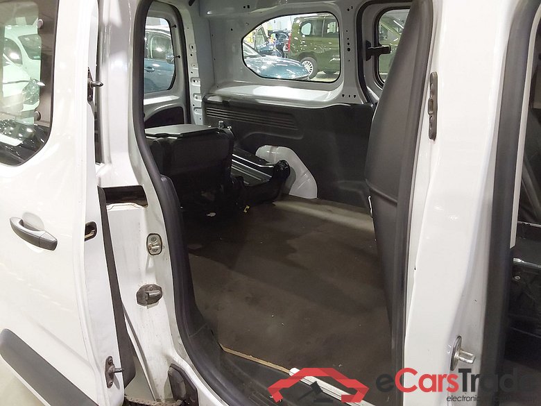 CITROAu2039N BERLINGO 1.5 BLUEHDI 100 XL HEAVY CLUB #5