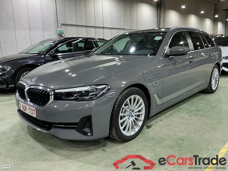 BMW 5 SERIES TOURING 2.0 520E TOURING AUTO #1