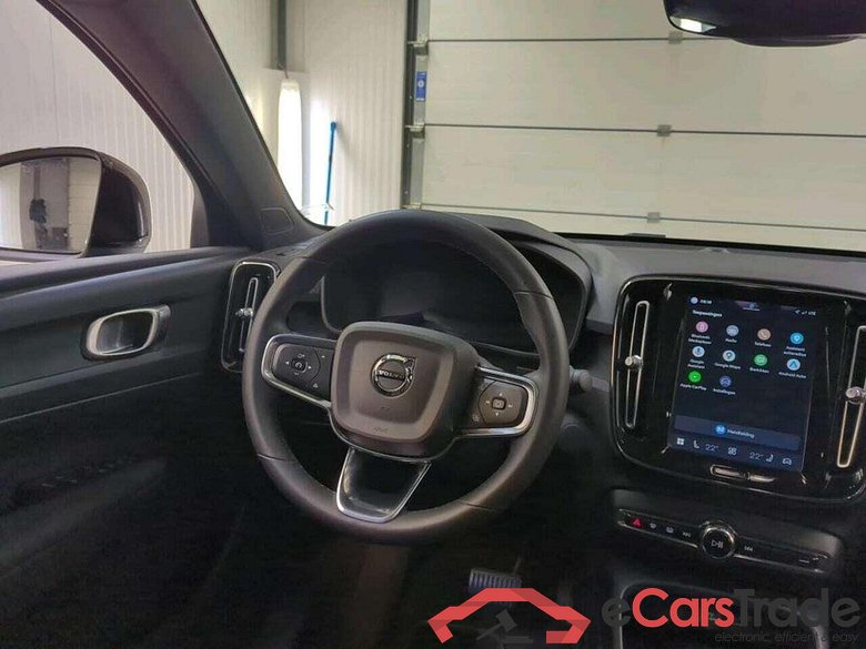 VOLVO C40 Recharge Core 69 kWh #3