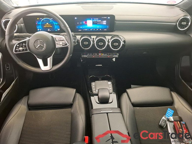 Mercedes CLA 180 Aut. LED-Xenon Widescreen Navi 1/2 Sport-Leather KeylessGo Camera Klima PDC ... #6