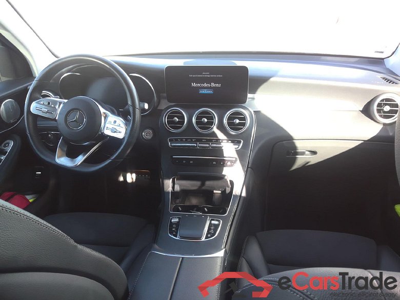 MERCEDES-BENZ Clase GLC / 2019 / 5P / todoterreno GLC 200 d 4MATIC #3