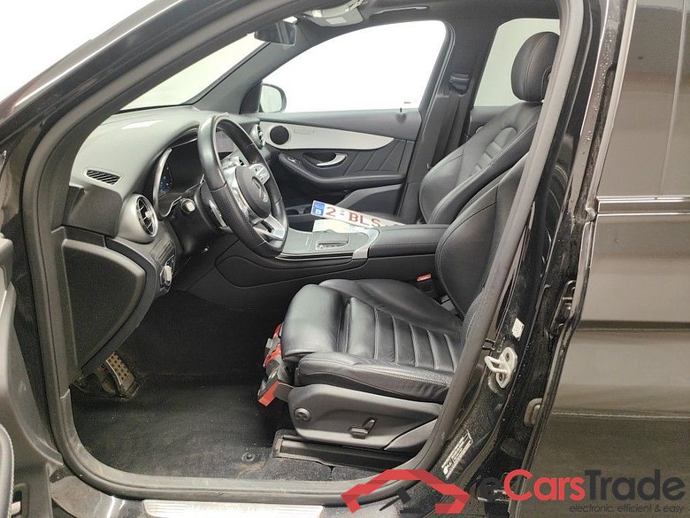 Mercedes-Benz GLC GLC 300 de Business Solution 4MATIC 5d #3