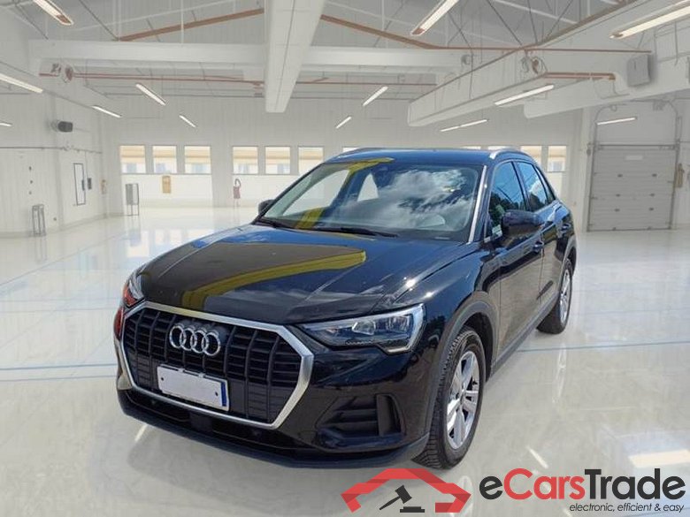 AUDI Q3 / 2018 / 5P / SUV 35 TDI S TRONIC BUSINESS