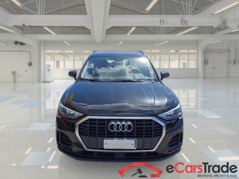 AUDI Q3 / 2018 / 5P / SUV 35 TDI S TRONIC BUSINESS #6