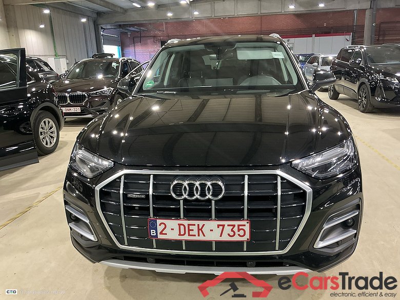 AUDI Q5 2.0 40 TDI S TRONIC QUATTRO B. ED. ADV #2