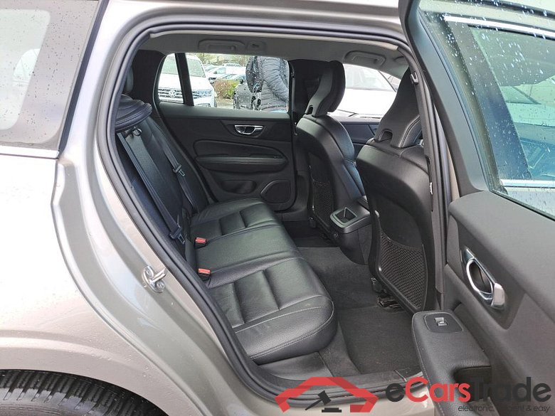 VOLVO V60 2.0 B3 GEARTRONIC MOMENTUM PRO #6