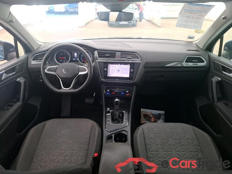 VOLKSWAGEN Tiguan / 2020 / 5P / SUV 2.0 TDI 150 DSG7 Life Business