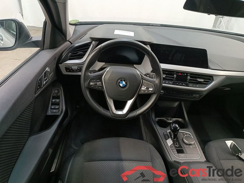 BMW 1 HATCH DIESEL - 2019 118 dA 150hp (EU6AP) 5d
