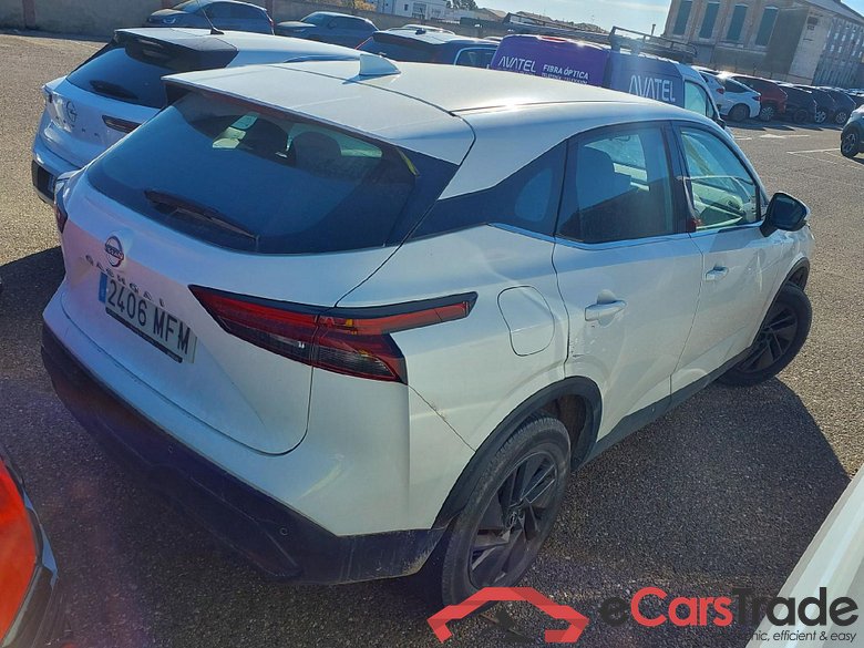 NISSAN QASHQAI / 2021 / 5P / todoterreno DIG-T 103kW (140CV) mHEV 4x2 Acenta #2