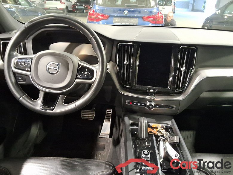 VOLVO XC60 2.0 T6 RECHARGE GEARTRONIC R-DESIGN #6