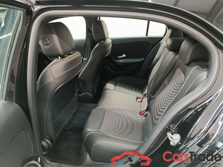 Mercedes-Benz A-Klasse A 180 Business Solution Aut. 5d #3