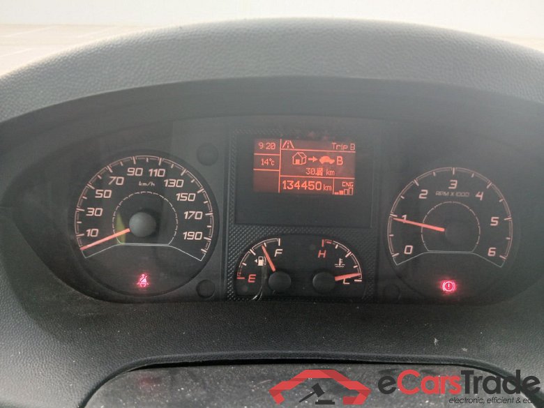 FIAT Ducato / 2014 / 4P / furgón Furgón 35 Medio 100kW Natural Power #4