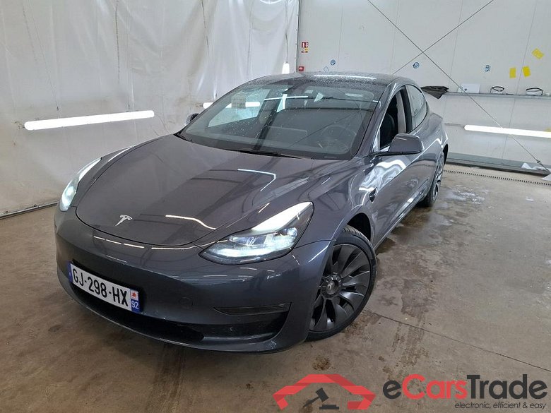 TESLA Model 3 / 2018 / 4P / Berline Grande Autonomie / VO RECONDITIONNE - PHOTOS AVANT RECONDITIONNEMENT