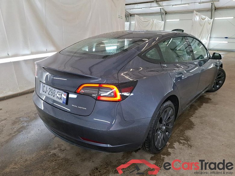 TESLA Model 3 / 2018 / 4P / Berline Grande Autonomie / VO RECONDITIONNE - PHOTOS AVANT RECONDITIONNEMENT #4