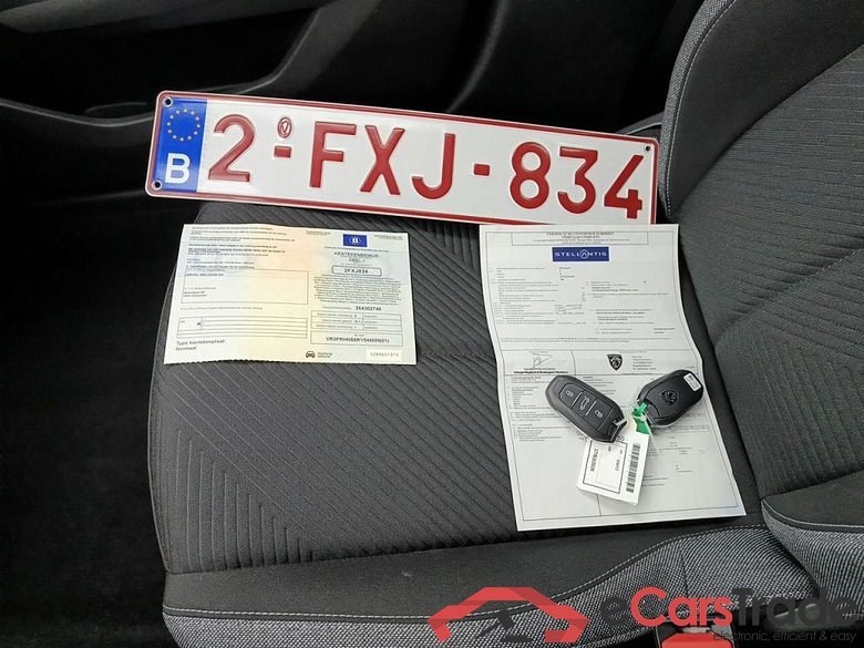 Peugeot 308 SW 1.2 PureTech 130 S&S Active Pack 5d #4