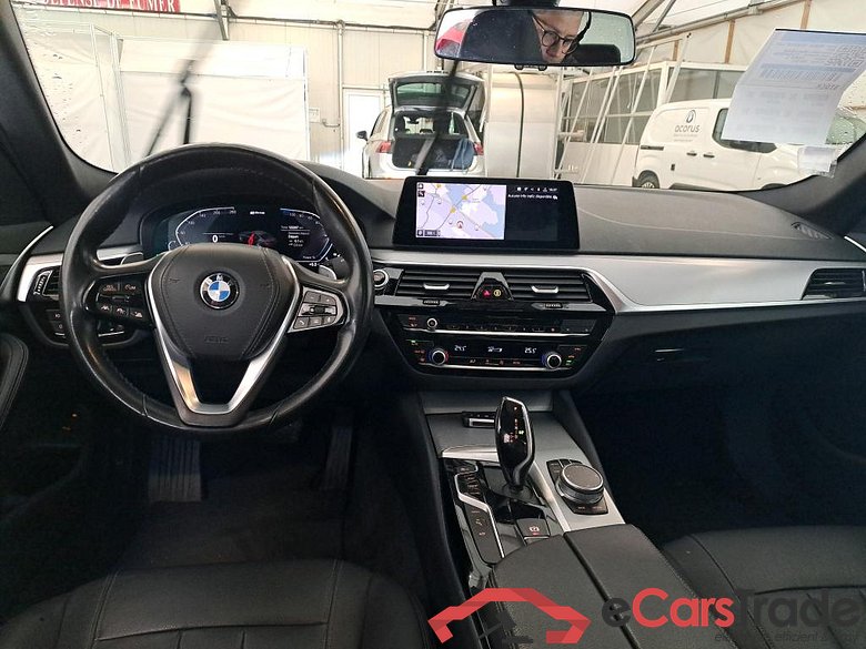 BMW Série 5 / 2016 / 4P / Berline 530e iPerformance 252ch Busi Design BVA8 #5