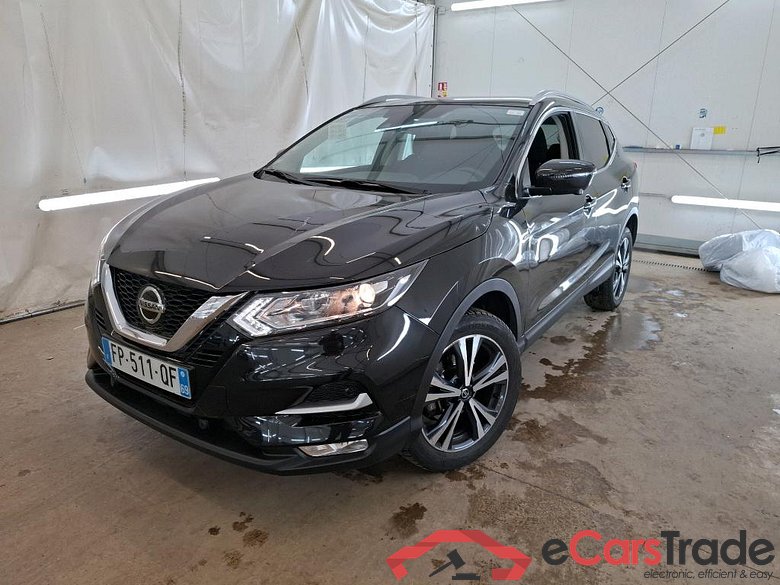 NISSAN Qashqai / 2017 / 5P / Crossover 1.3 DIG-T 140 N-Connecta #1