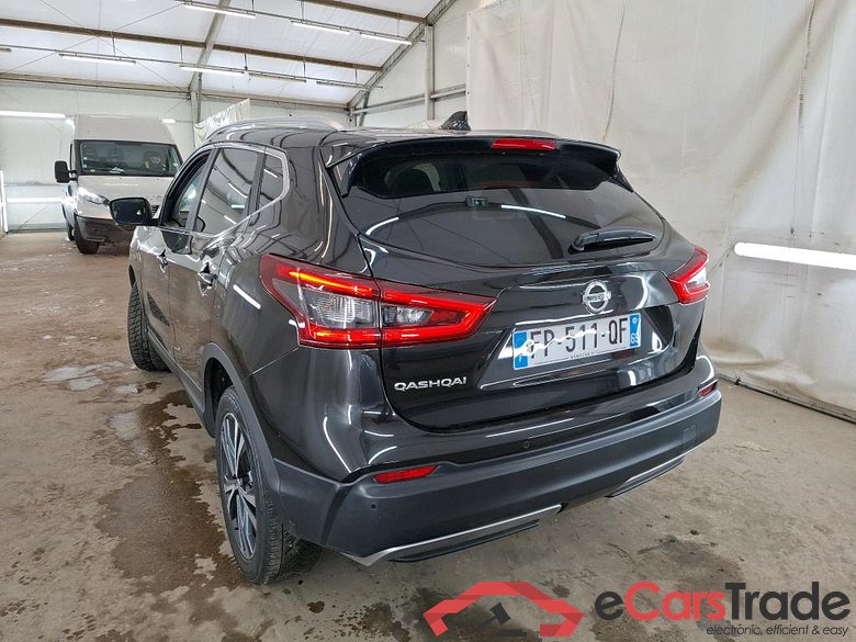 NISSAN Qashqai / 2017 / 5P / Crossover 1.3 DIG-T 140 N-Connecta #2